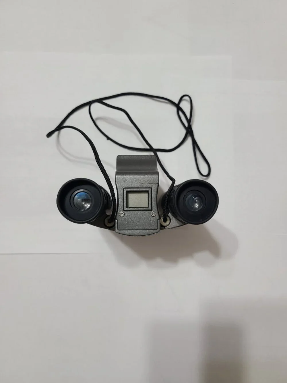 10x25 Digital Camera Binoculars – Cable + Software Disc Included